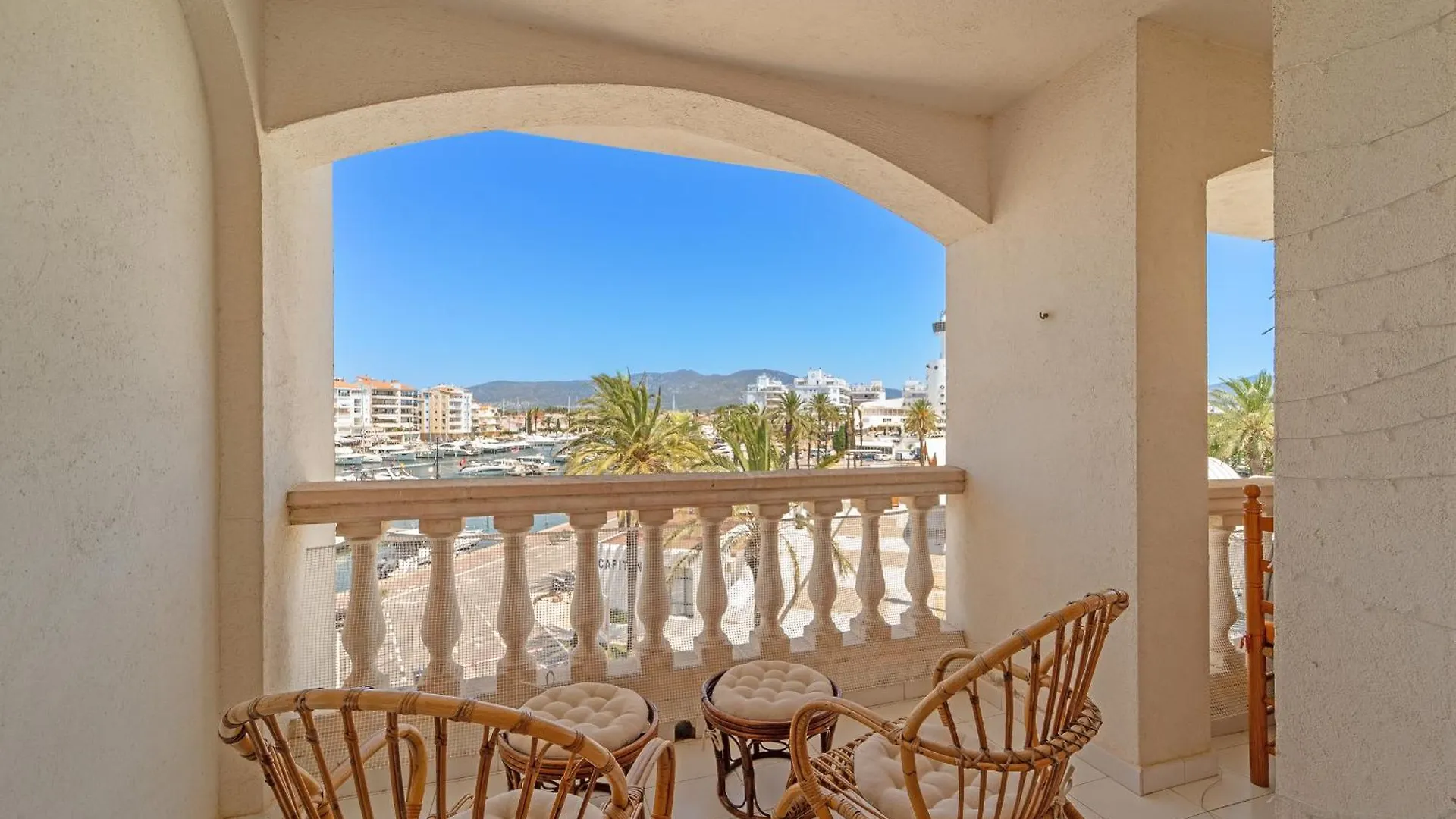 Welcs Apartamento 173 Emp En El Canal Empuriabrava Espanha